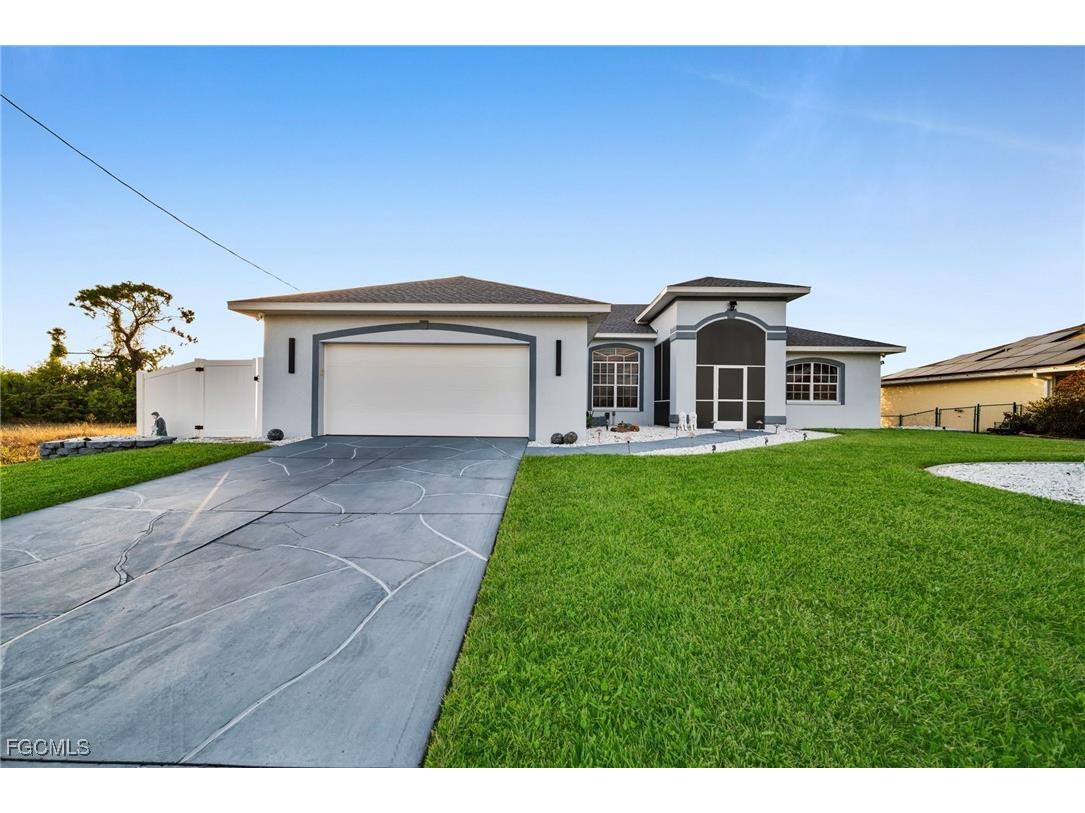 1024 NW 23rd Avenue Cape Coral FL 33993 2025023923 image1