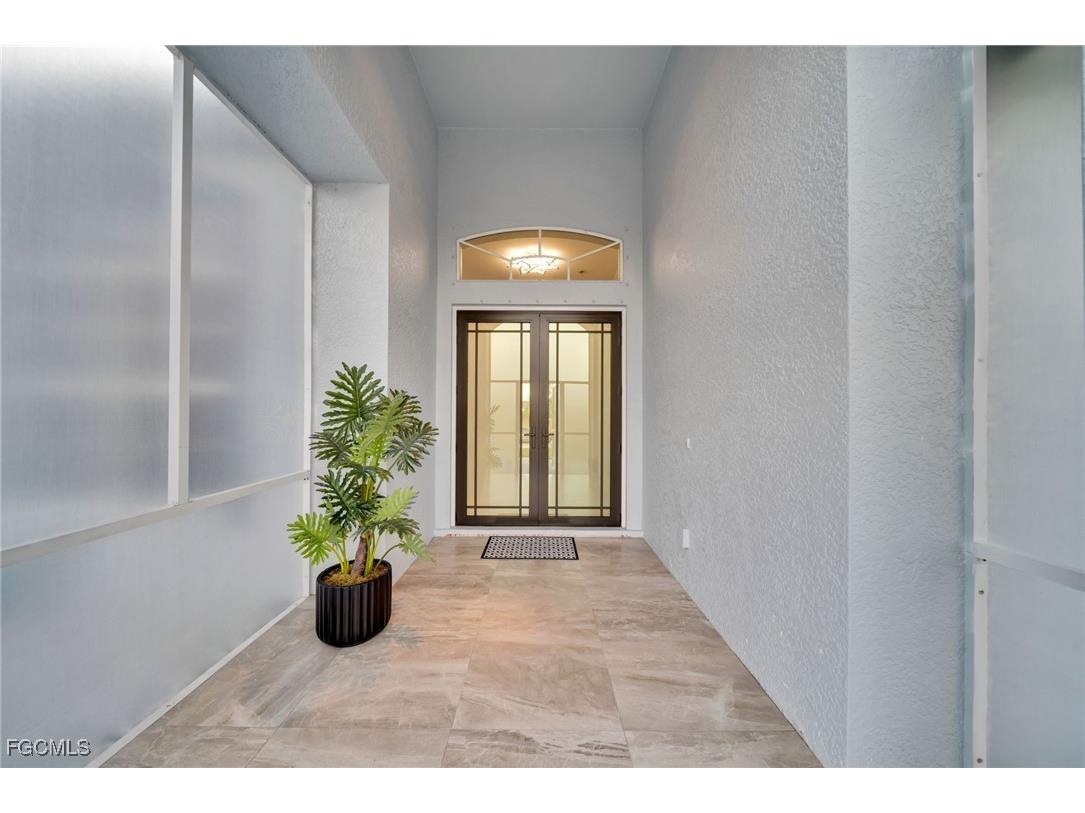 1024 NW 23rd Avenue Cape Coral FL 33993 2025023923 image5