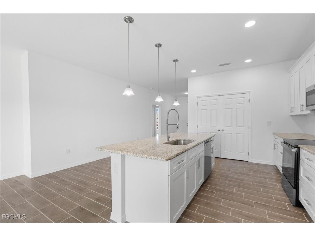 1024 SW 1st Street Cape Coral FL 33991 2026006361 image15