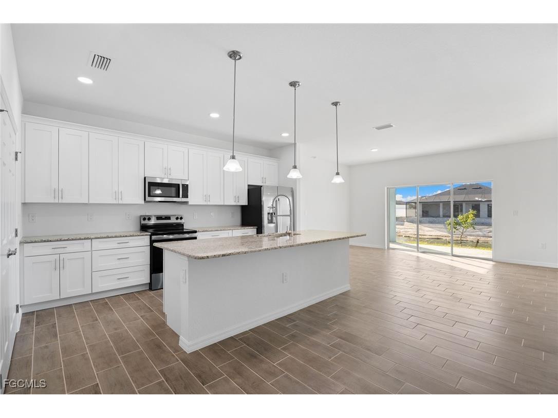 1024 SW 1st Street Cape Coral FL 33991 2026006361 image6