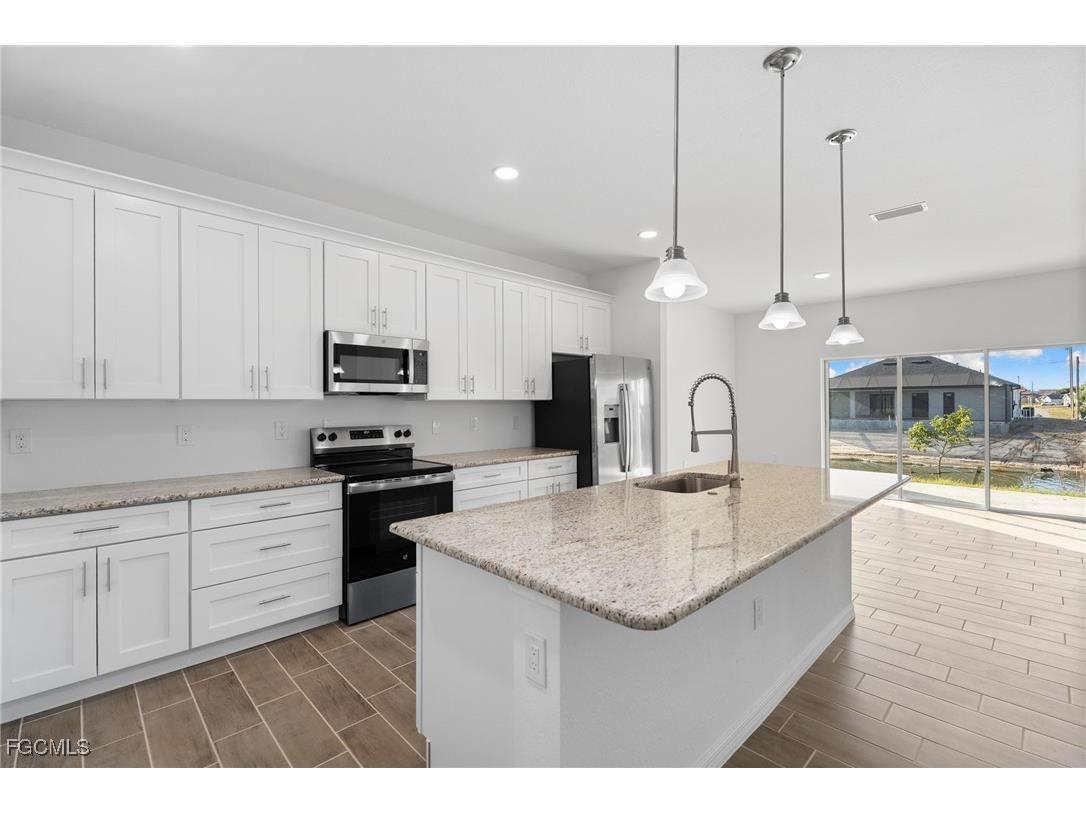 1024 SW 1st Street Cape Coral FL 33991 2026006361 image7