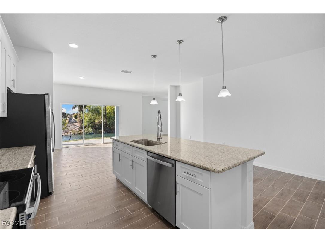 1024 SW 1st Street Cape Coral FL 33991 2026006361 image8