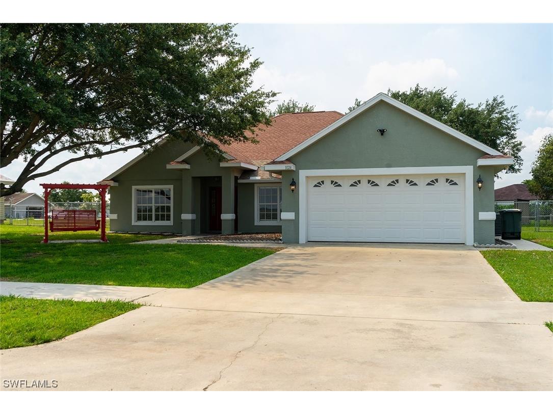 1024 W Avenida Del Rio Clewiston FL 33440 223030396 image1