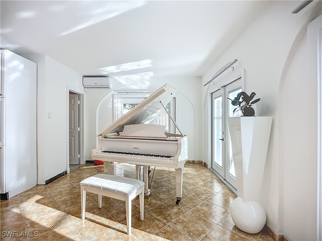 10242 Vanderbilt Drive Naples FL 34108 225075785 image11