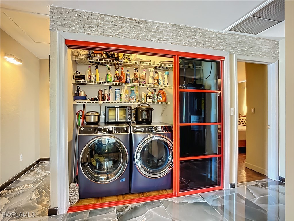 10242 Vanderbilt Drive Naples FL 34108 225075785 image40