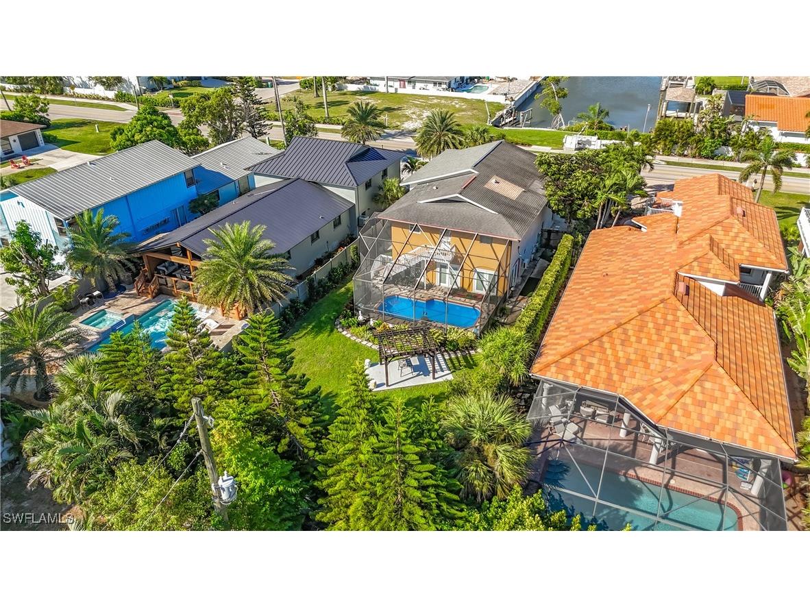 10242 Vanderbilt Drive Naples FL 34108 225075785 image47