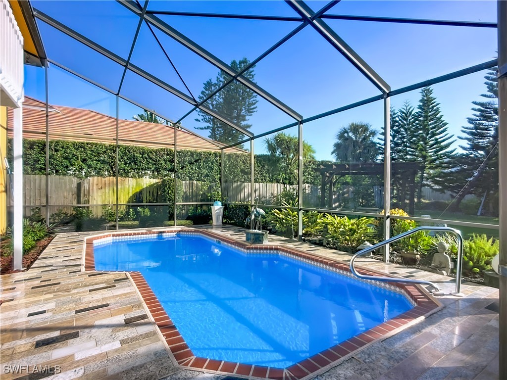 10242 Vanderbilt Drive Naples FL 34108 225075785 image6