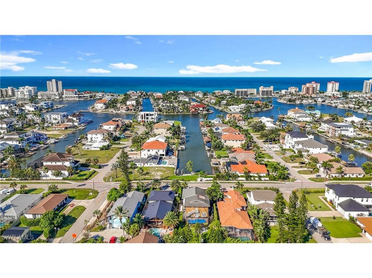 10242 Vanderbilt Drive Naples FL 34108 225075785 image7