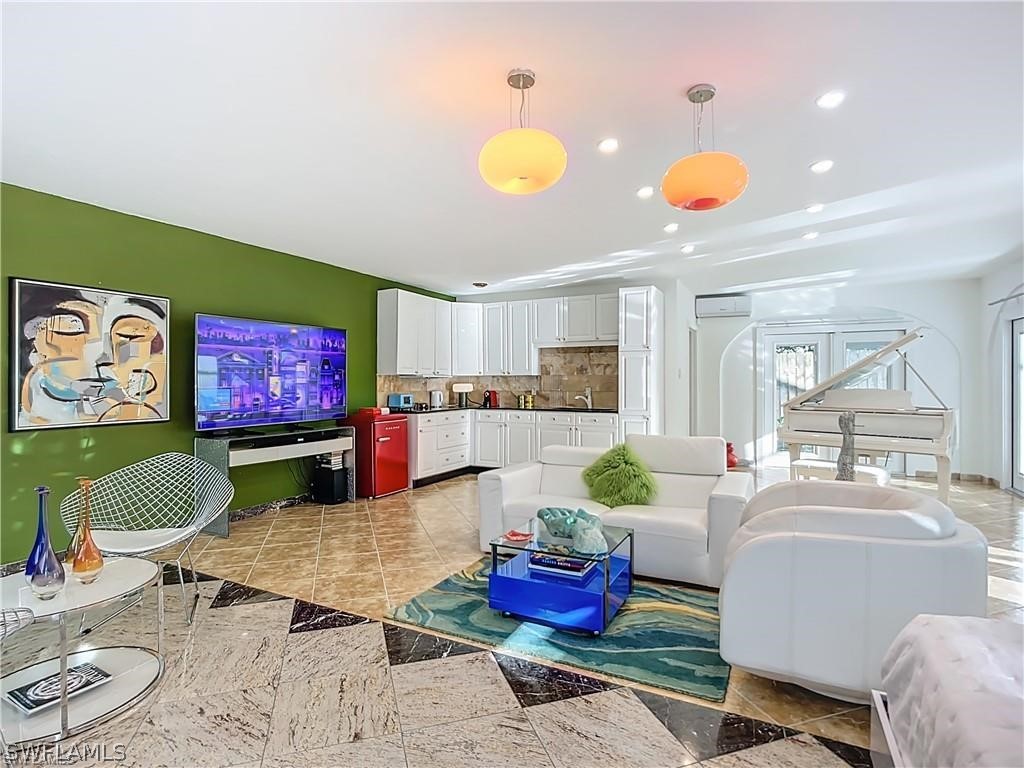 10242 Vanderbilt Drive Naples FL 34108 226012650 image3