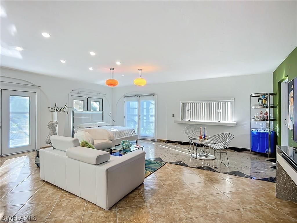 10242 Vanderbilt Drive Naples FL 34108 226012650 image6