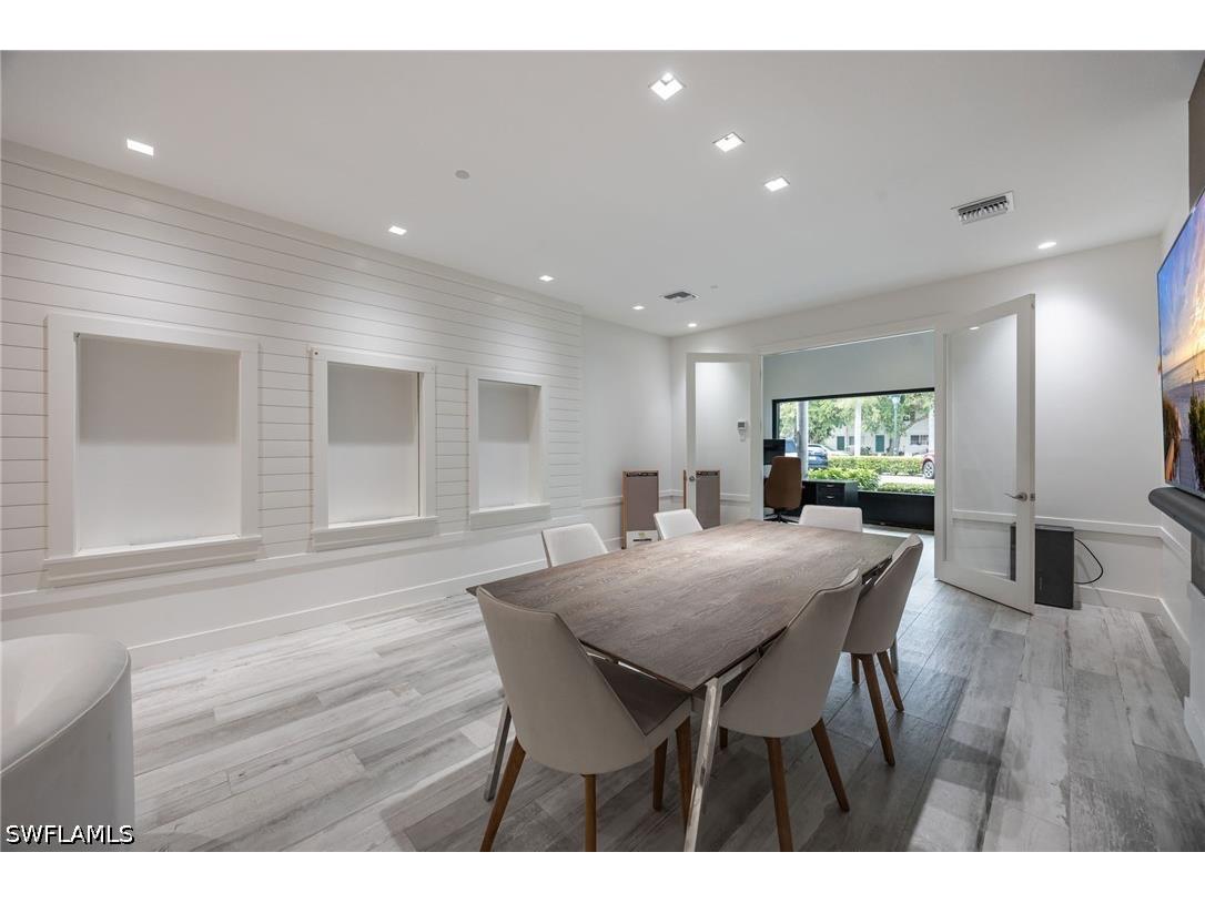 1025 5th Avenue N #B8 Naples FL 34102 226026181 image11