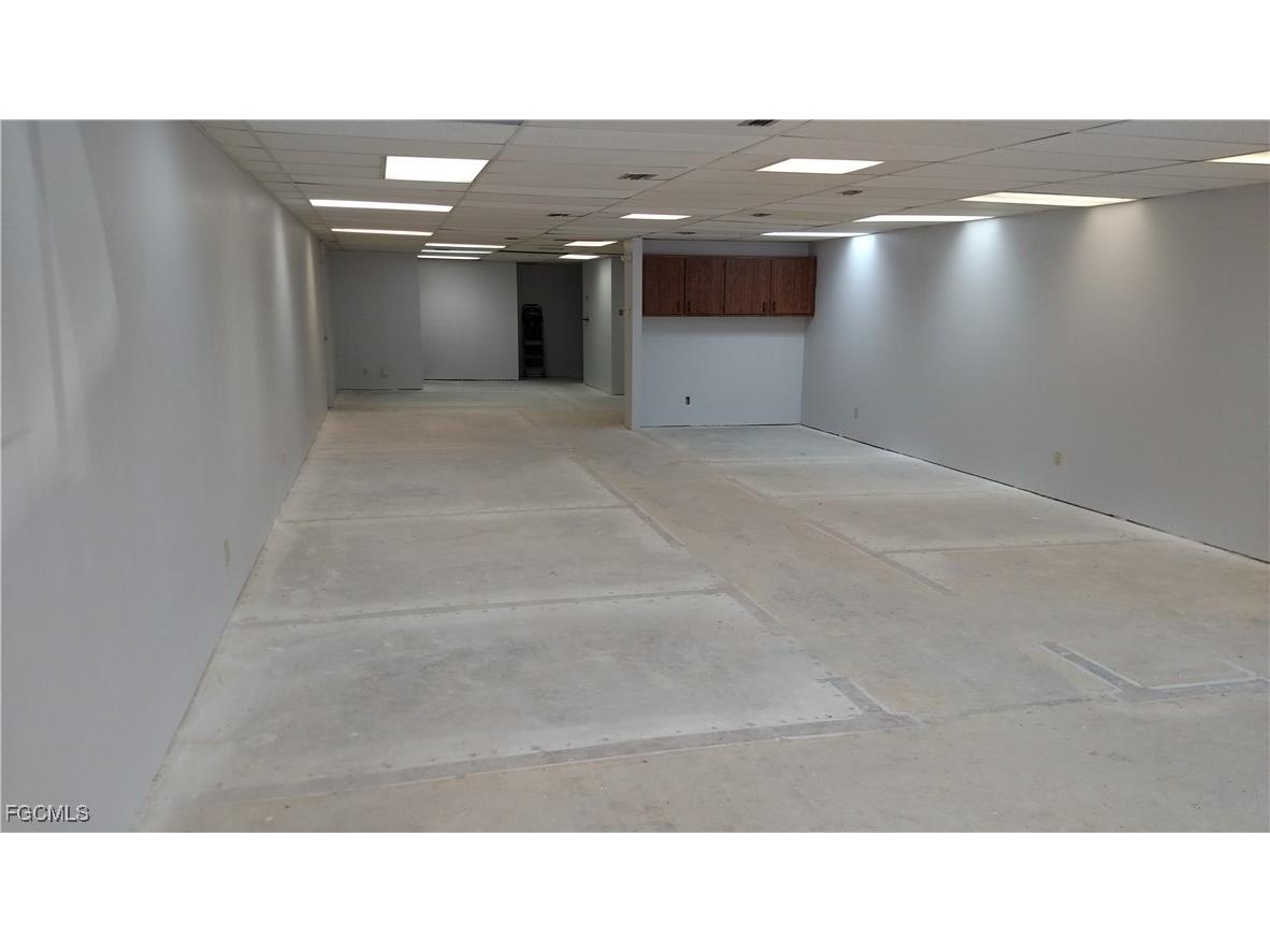 1025 Cape Coral Parkway E Cape Coral FL 33904 2025011891 image5