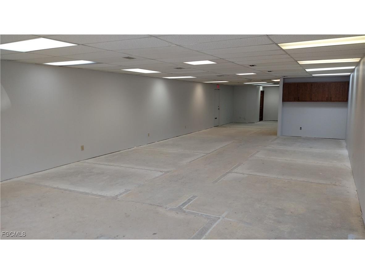 1025 Cape Coral Parkway E Cape Coral FL 33904 2025011891 image6