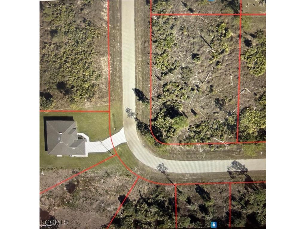 1025 Fayette Avenue Lehigh Acres FL 33974 2025005241 image1