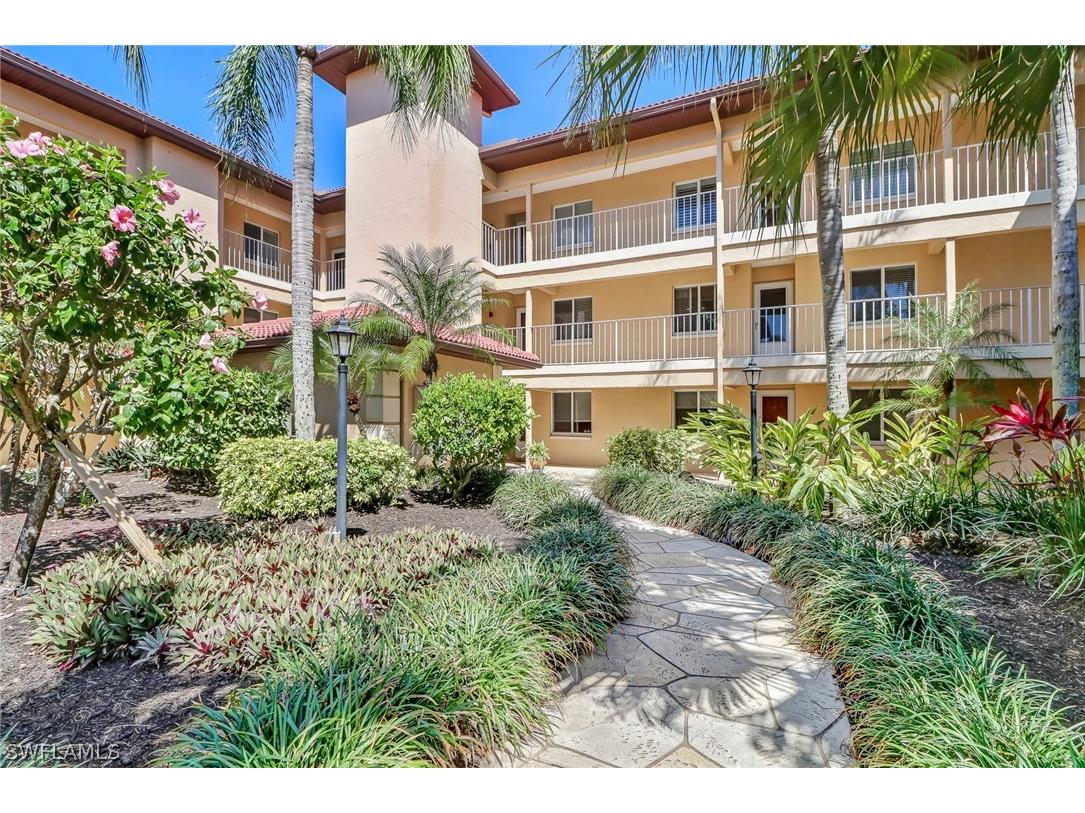 1025 Foxfire Lane #110 Naples FL 34104 226005858 image1