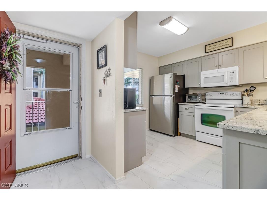 1025 Foxfire Lane #204 Naples FL 34104 223018146 image1