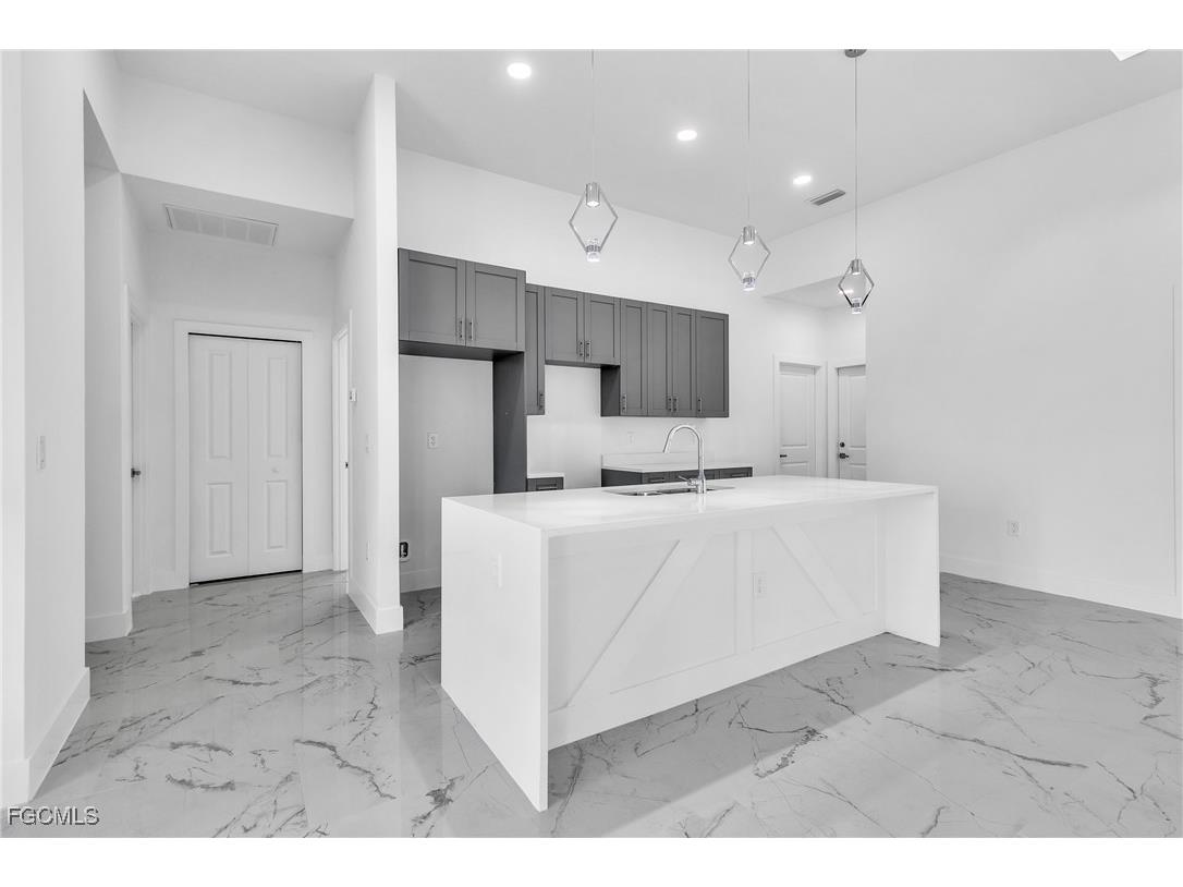 1025 Gladys Street Lehigh Acres FL 33974 2025004019 image13