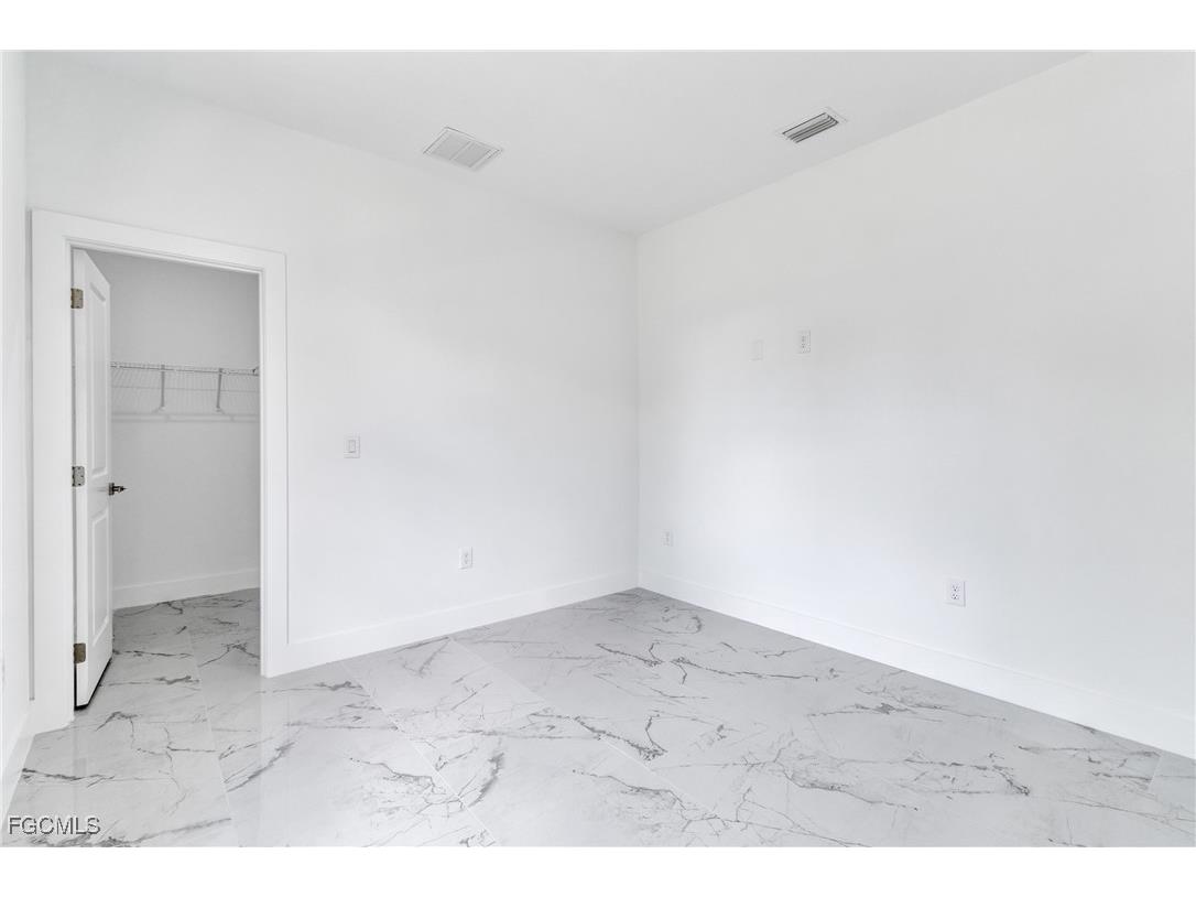 1025 Gladys Street Lehigh Acres FL 33974 2025004019 image28