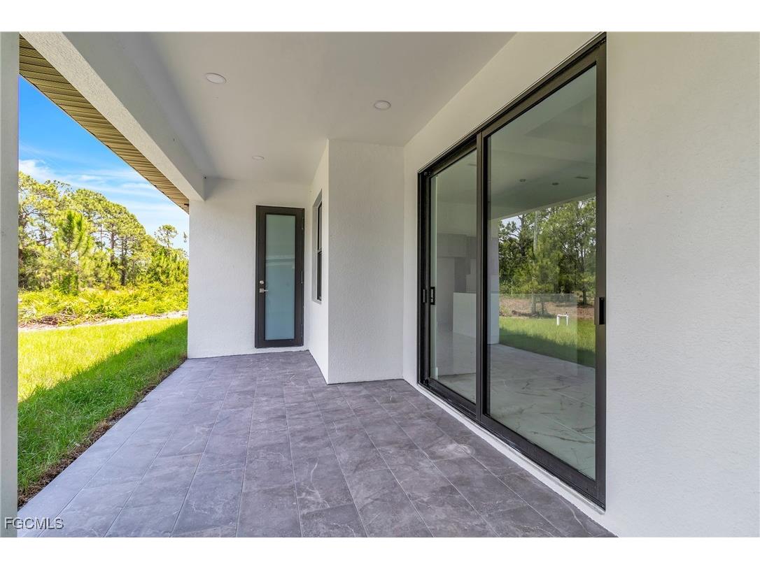 1025 Gladys Street Lehigh Acres FL 33974 2025004019 image35