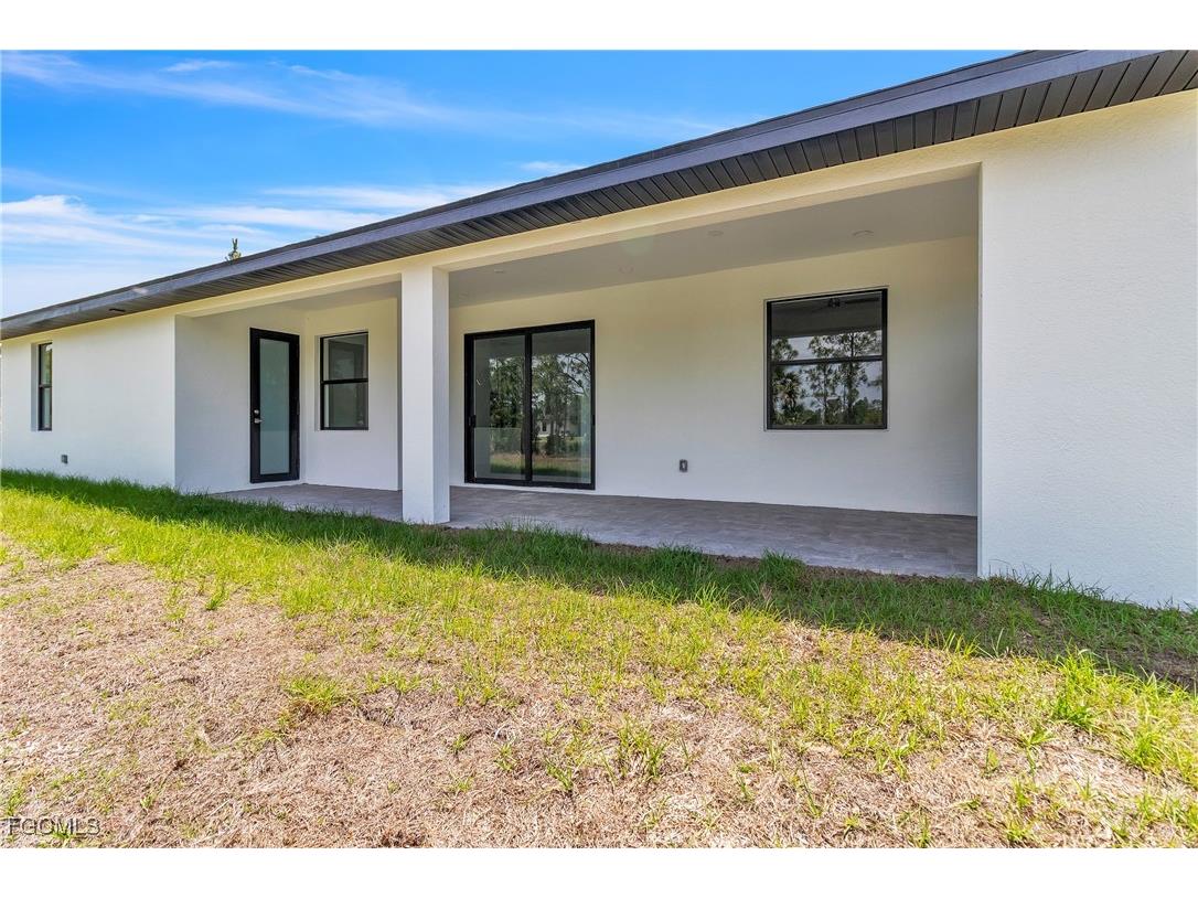 1025 Gladys Street Lehigh Acres FL 33974 2025004019 image39