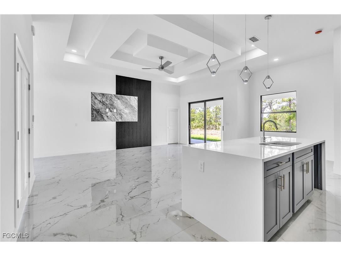 1025 Gladys Street Lehigh Acres FL 33974 2025004019 image6