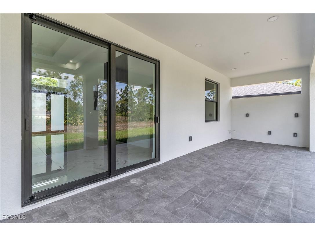 1025 Gladys Street Lehigh Acres FL 33974 2026000965 image39