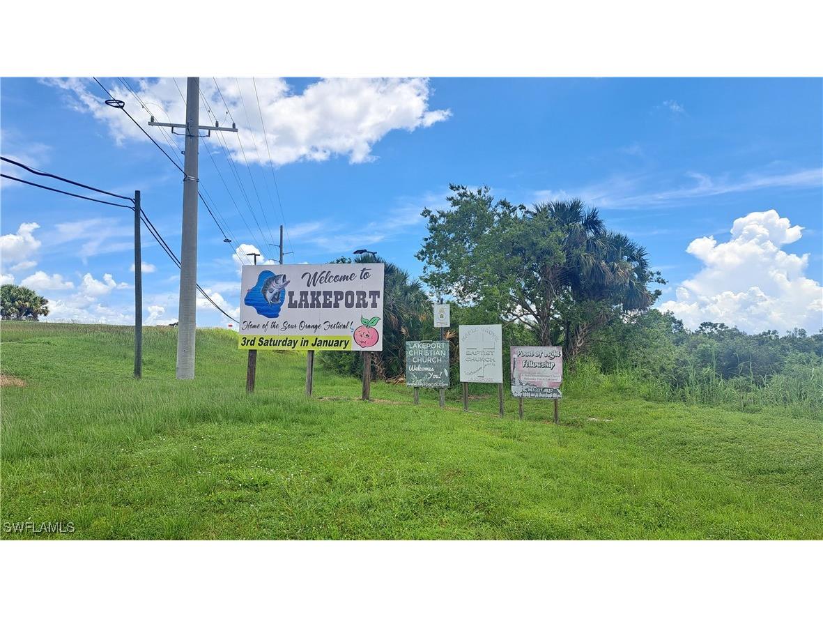 1025 Okura Street Moore Haven FL 33471 225057065 image1