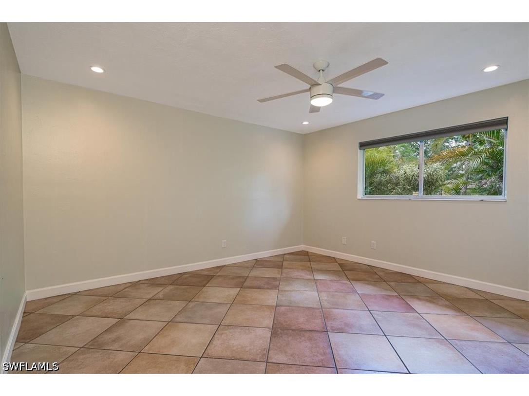 1025 Pine Isle Lane #1025 Naples FL 34112 226016666 image11