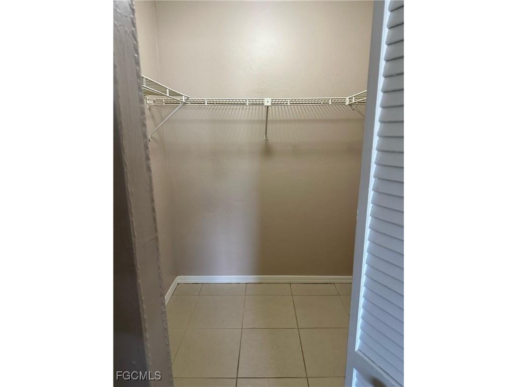 1025 SE 24th Avenue #1 Cape Coral FL 33990 2025018427 image25
