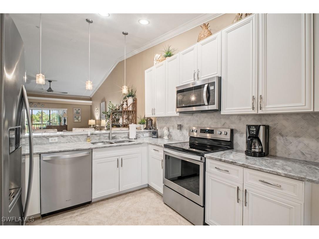 10250 Heritage Bay Boulevard #3622 Naples FL 34120 225068887 image1
