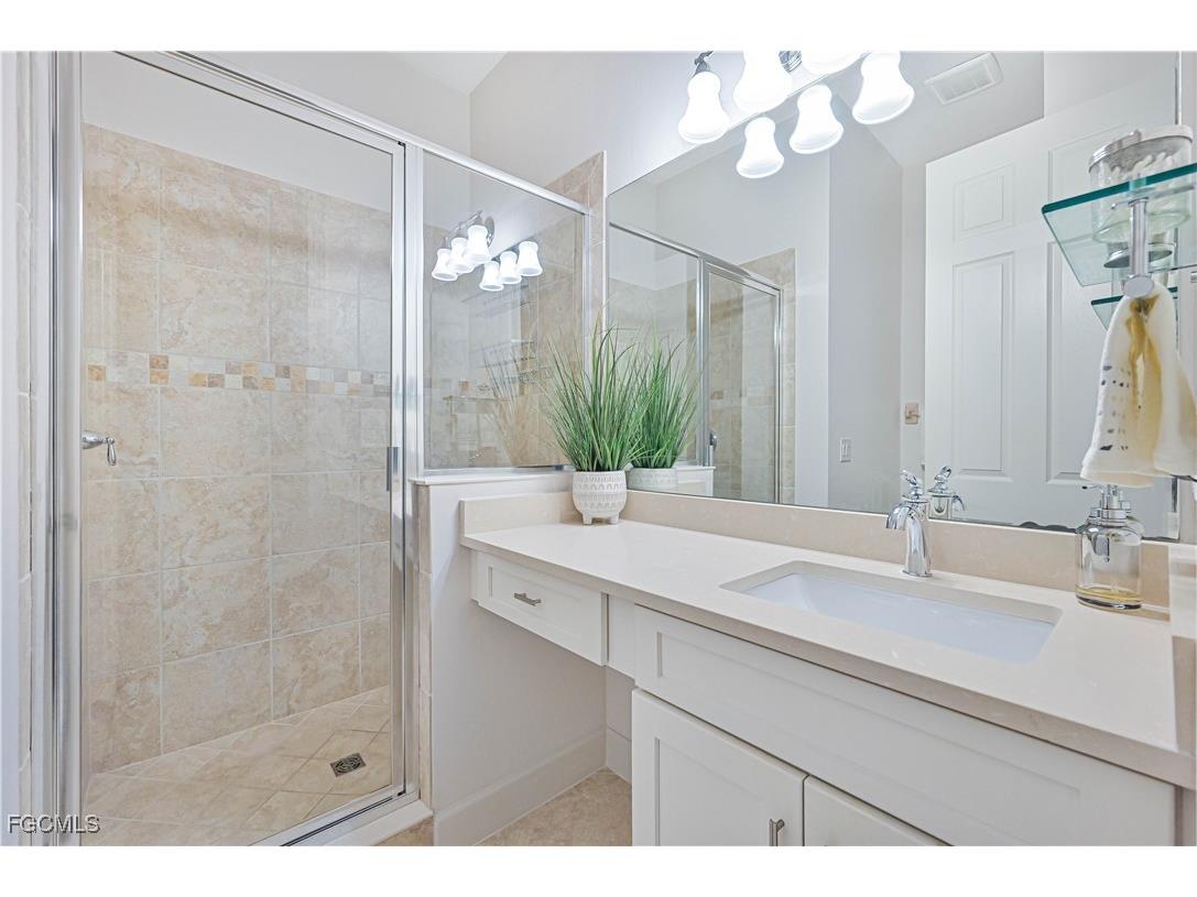 10251 Glastonbury Circle #201 Fort Myers FL 33913 2025017147 image14