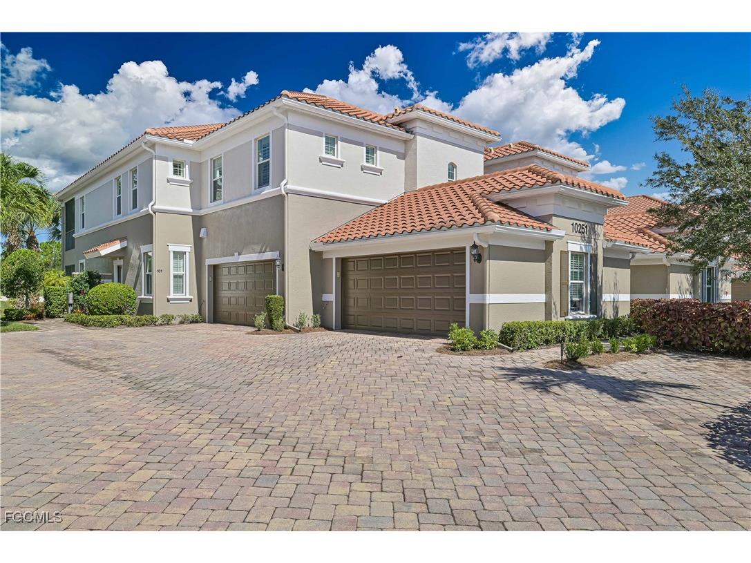 10251 Glastonbury Circle #201 Fort Myers FL 33913 2025017147 image2