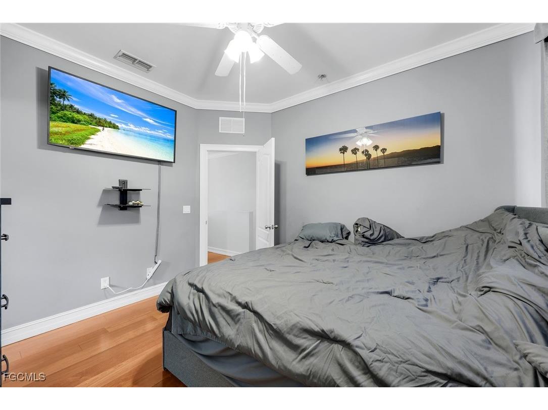 10253 S Silver Palm Drive Estero FL 33928 2025016413 image15