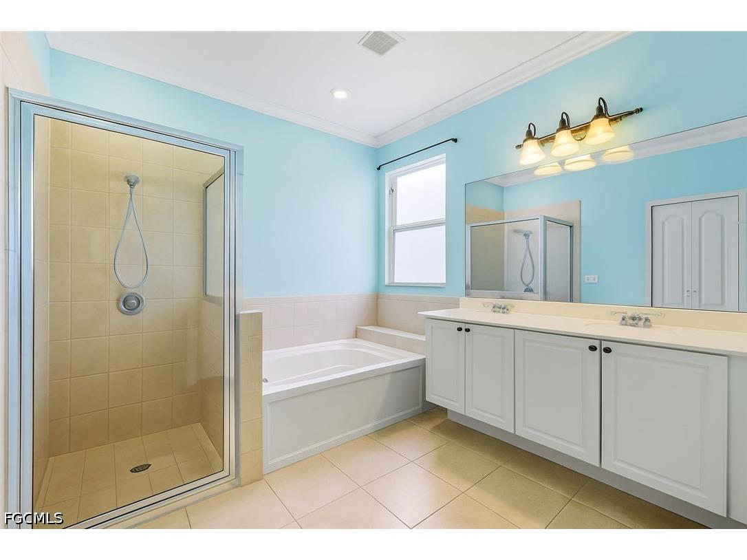 10253 S Silver Palm Drive Estero FL 33928 2026014478 image17