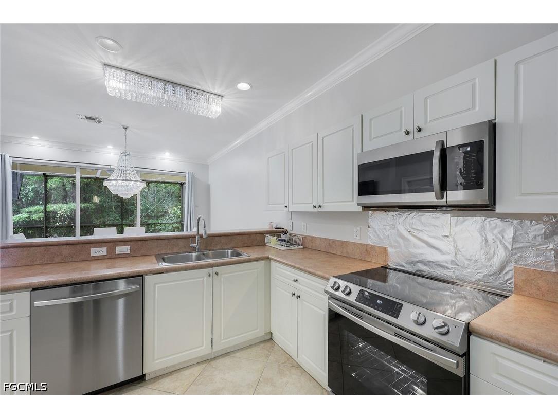 10253 S Silver Palm Drive Estero FL 33928 2026014478 image7
