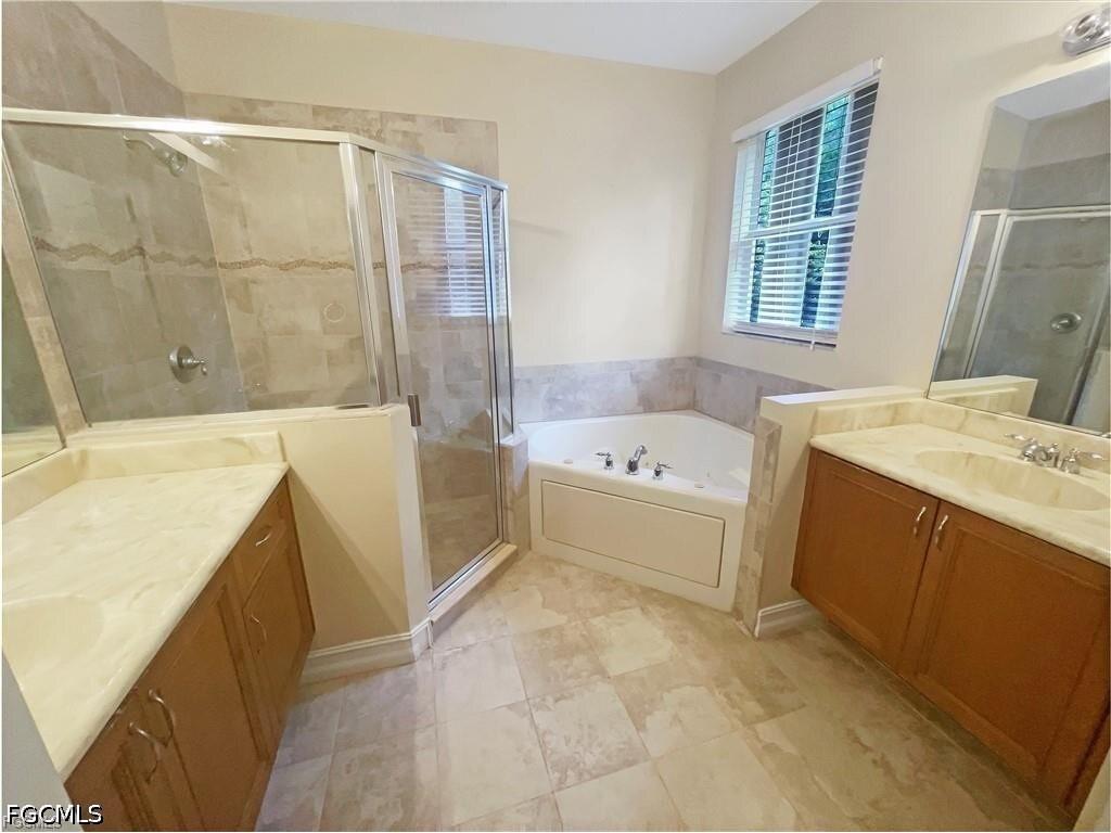 10257 S Silver Palm Drive Estero FL 33928 2026021865 image12