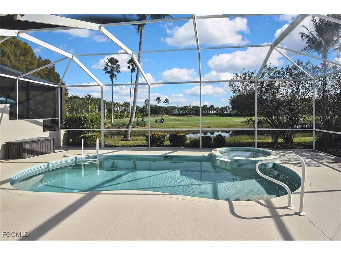 10257 Sago Palm Way Fort Myers FL 33966 2025023263 image1