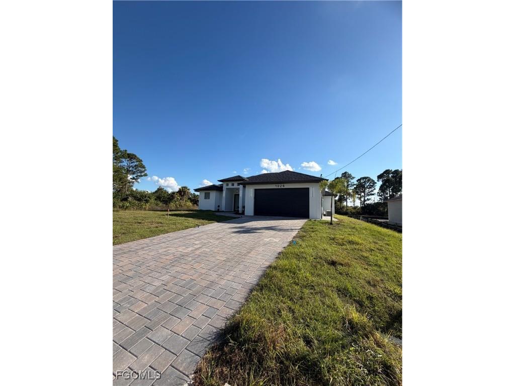 1026 Lakeside Drive Lehigh Acres FL 33974 2025021128 image6