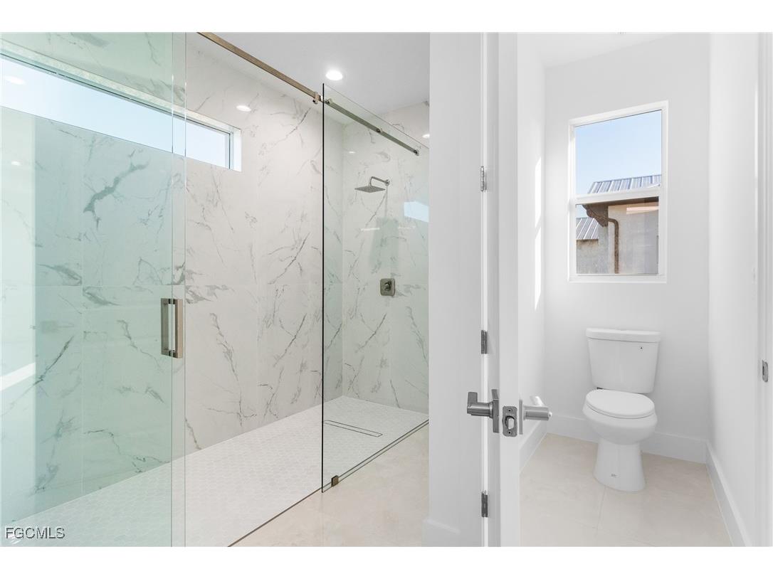 1026 Nelson Road N Cape Coral FL 33993 2025005728 image20