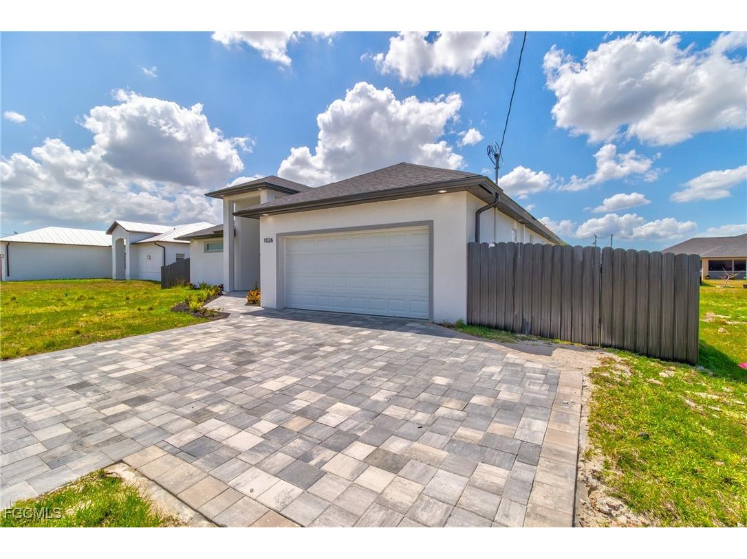 1026 Nelson Road N Cape Coral FL 33993 2025005728 image32