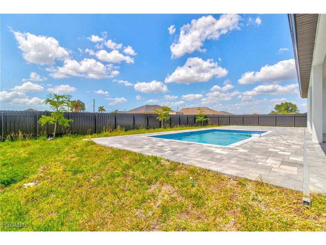 1026 Nelson Road N Cape Coral FL 33993 2025005728 image37