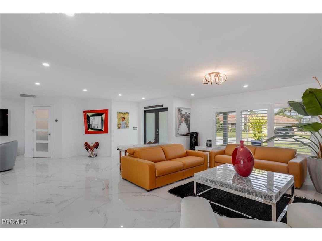 1026 S Town And River Drive Fort Myers FL 33919 2025021435 image11