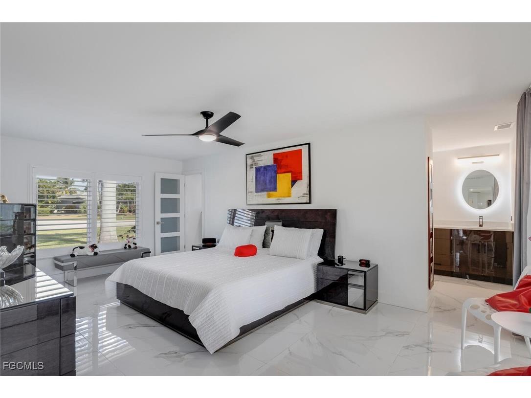 1026 S Town And River Drive Fort Myers FL 33919 2025021435 image17