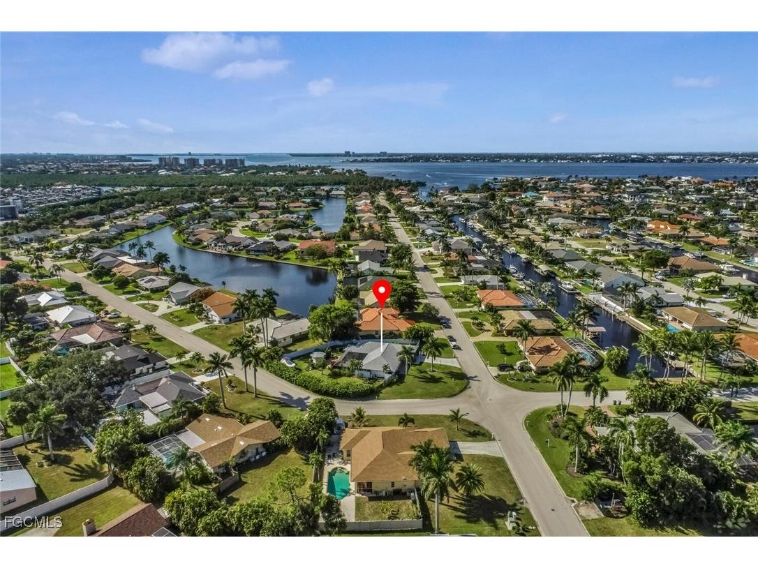 1026 S Town And River Drive Fort Myers FL 33919 2025021435 image25