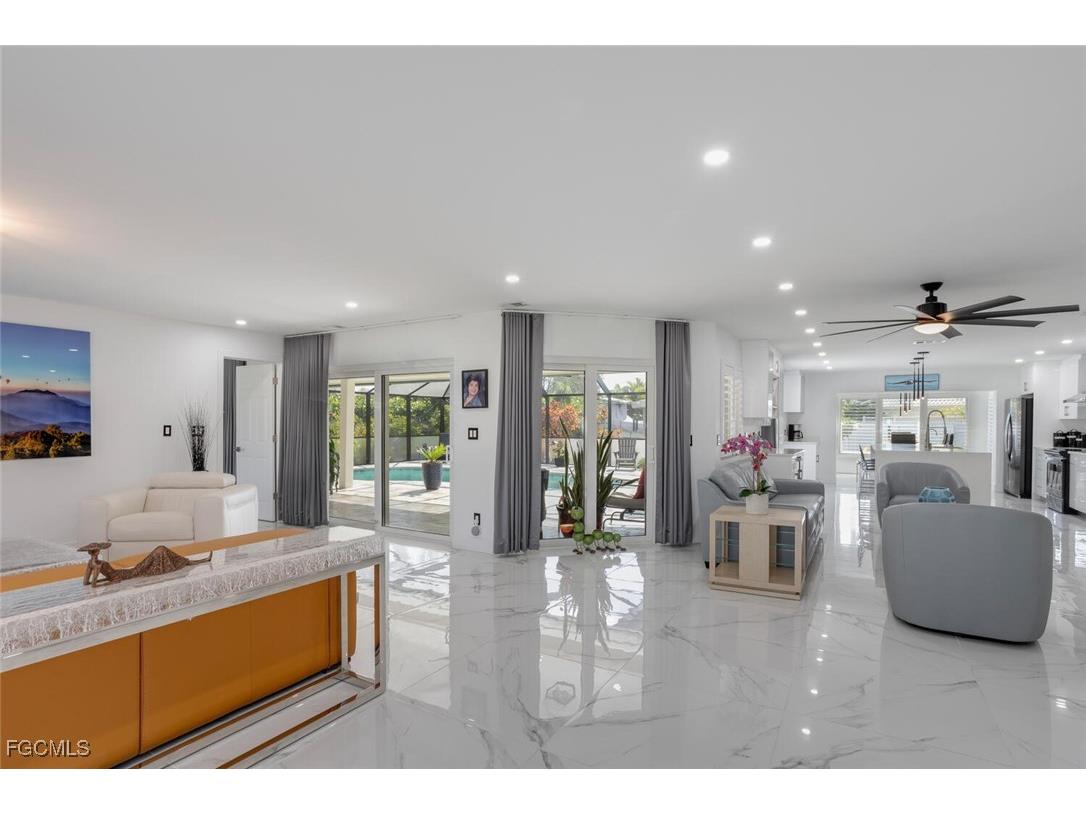 1026 S Town And River Drive Fort Myers FL 33919 2025021435 image9