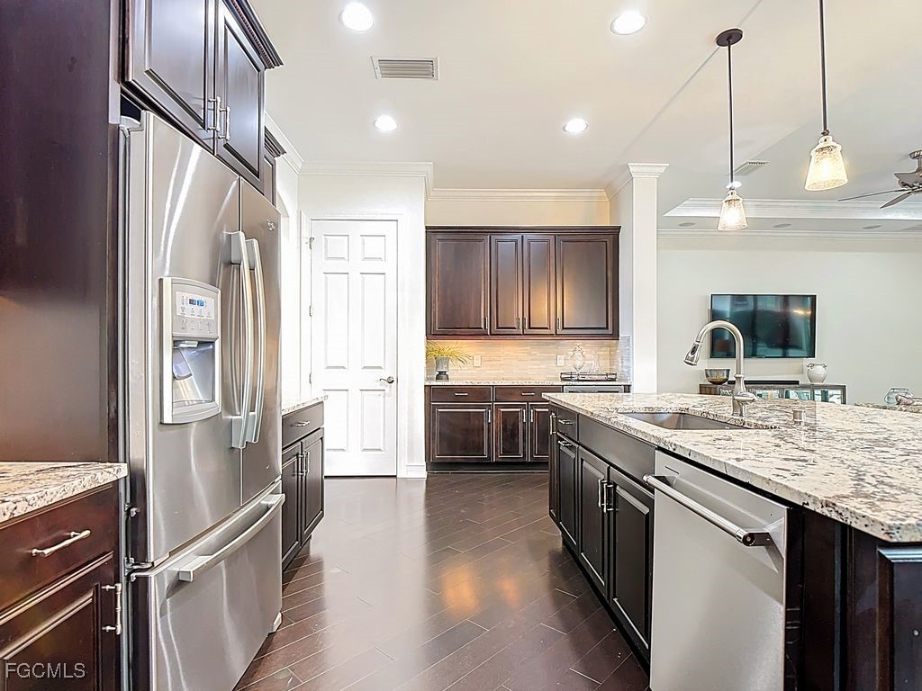 10264 Porto Romano Drive Miromar Lakes FL 33913 2025006441 image8