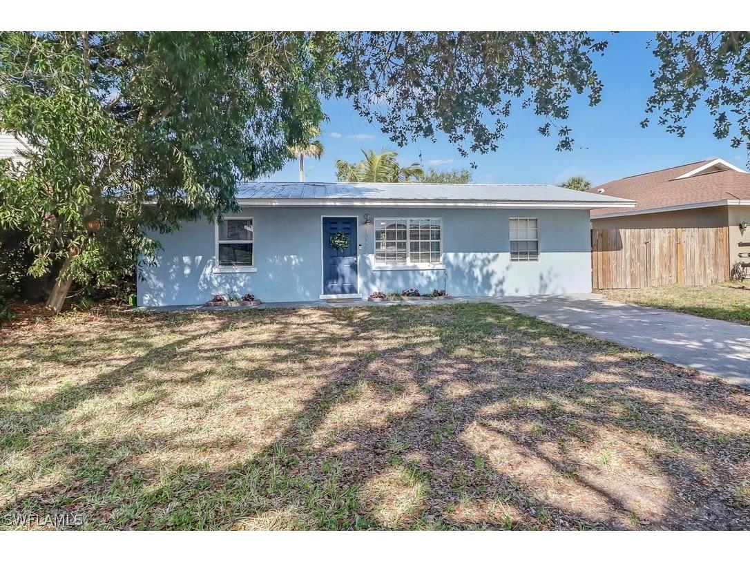 10265 Pennsylvania Avenue Bonita Springs FL 34135 223008012 image1