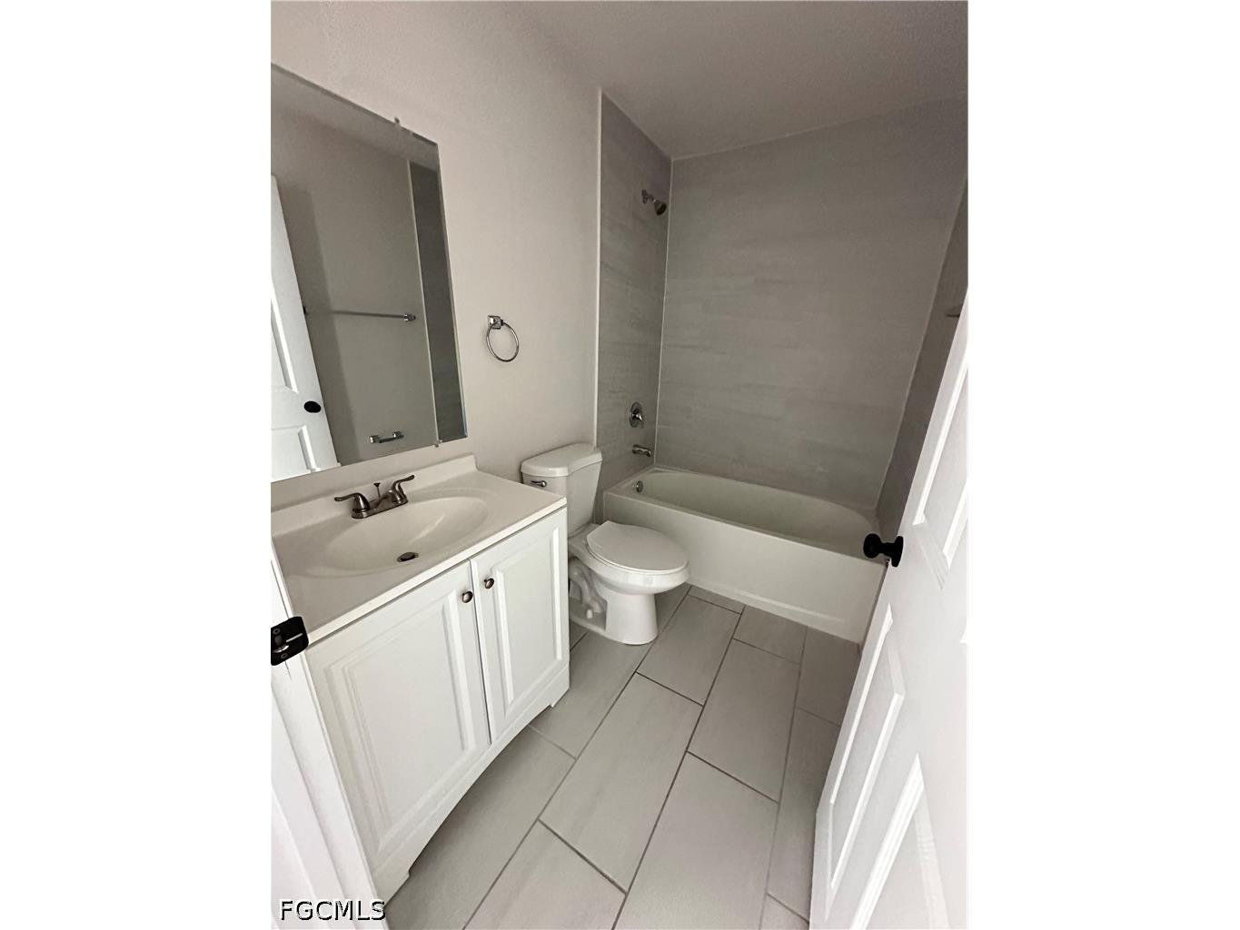 1027 Andalusia Boulevard Cape Coral FL 33909 2026024922 image11