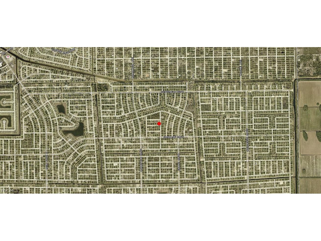 1027 Bach Street E Lehigh Acres FL 33974 2026009418 image2