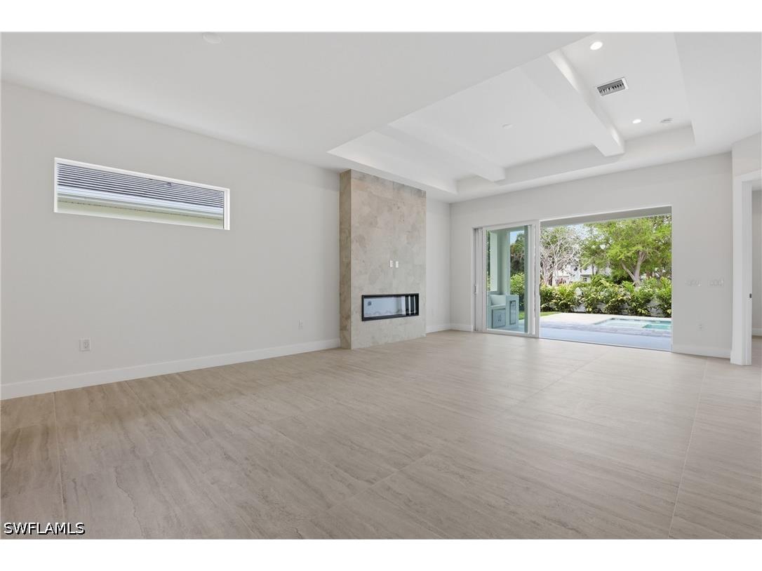 1027 Frank Whiteman Boulevard Naples FL 34103 226014702 image10